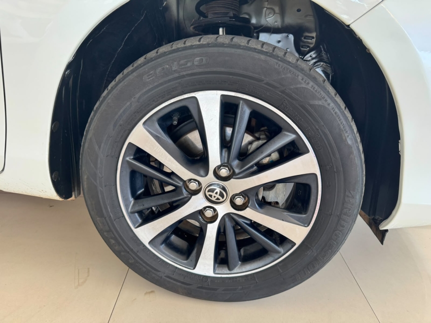 toyota yaris 1.5 16v flex xls multidrive 4p automatico 20198