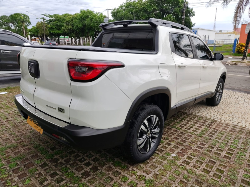 fiat toro 1.3 turbo 270 flex freedom at6 4p automatico 20233