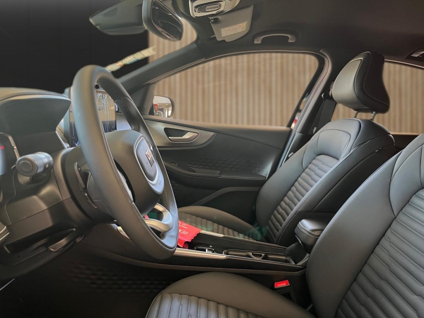 fiat fastback 1.3 turbo 270 flex limited edition at6 2025