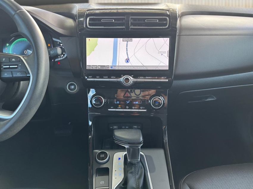 hyundai creta platinum 1.0 turbo 2023 n prata. hyundai creta platinum 1.0 turbo 2023 n prata.