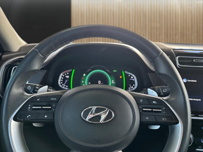 hyundai creta platinum 1.0 turbo 2023 n prata. hyundai creta platinum 1.0 turbo 2023 n prata.