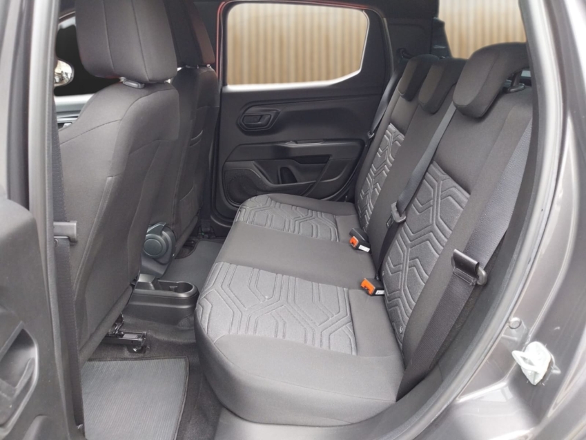 fiat strada freedom cabine dupla 1.3 2024 n cinza fiat strada freedom cabine dupla 1.3 2024 n cinza