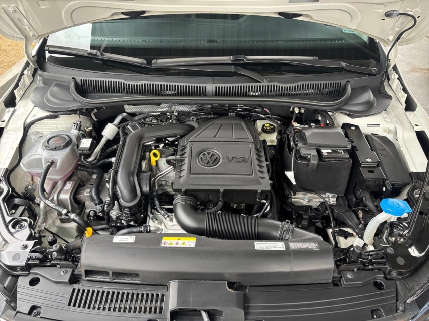 volkswagen polo 1.0 170 tsi highline automatico flex 4p 2023 volkswagen polo 1.0 170 tsi highline automatico flex 4p 2023