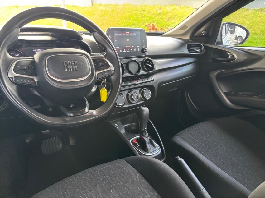 fiat cronos 1.3 firefly flex drive cvt 4p automatico 2023 fiat cronos 1.3 firefly flex drive cvt 4p automatico 2023