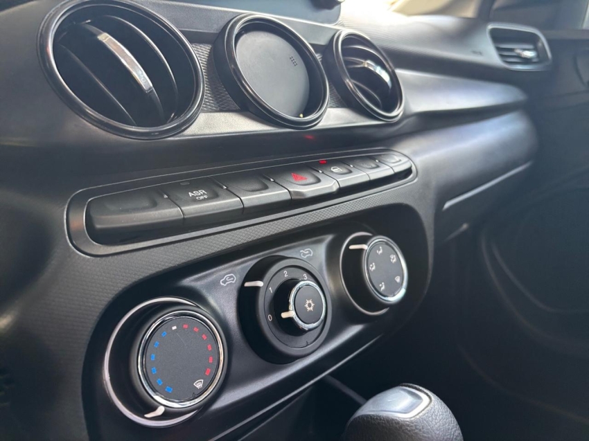 fiat cronos 1.3 firefly flex drive cvt 4p automatico 2023 fiat cronos 1.3 firefly flex drive cvt 4p automatico 2023