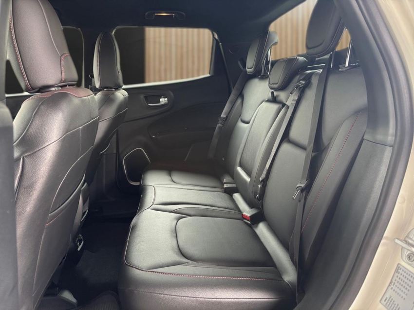 fiat toro 1.3 turbo 270 flex ultra at6 4p automatico 2025