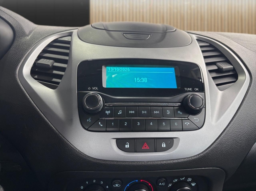 ford ka 1.5 ti-vct flex se plus sedan manual 4p 2020 ford ka 1.5 ti-vct flex se plus sedan manual 4p 2020