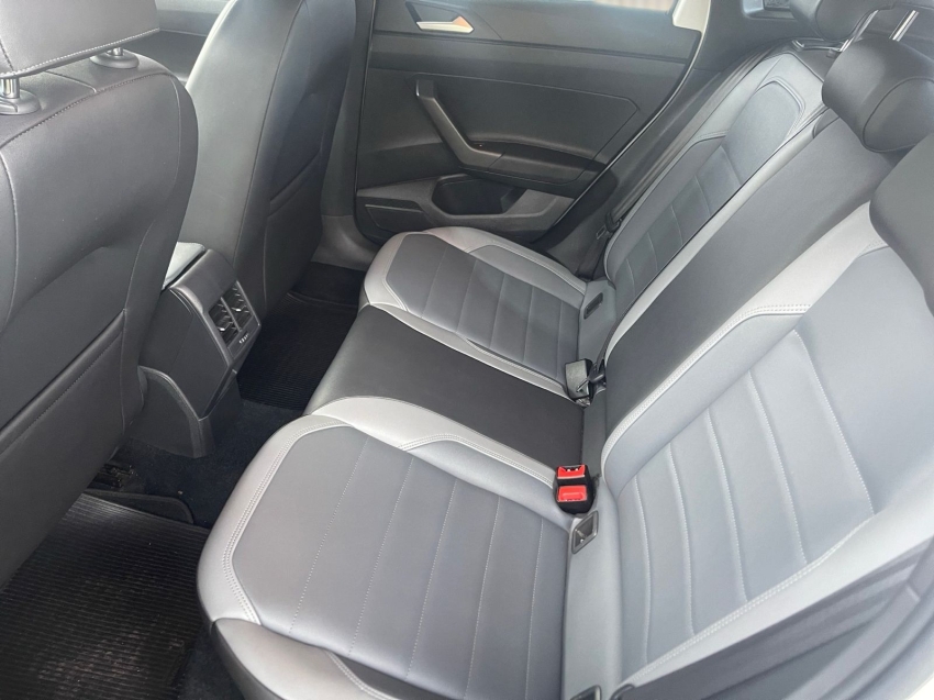 volkswagen nivus 1.0 200 tsi total flex highline automatico 4p 20218