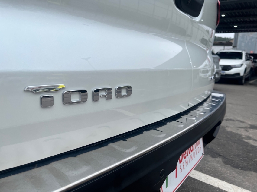 fiat toro 2.2 turbo diesel volcano 4wd at9 4p automatico 202511