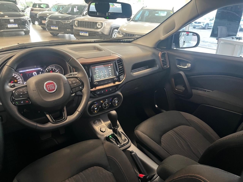 fiat toro 2.4 16v multiair flex volcano at9 2.3 4p automatico 20207