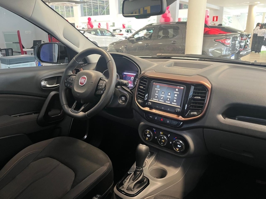 fiat toro 2.4 16v multiair flex volcano at9 2.3 4p automatico 20208