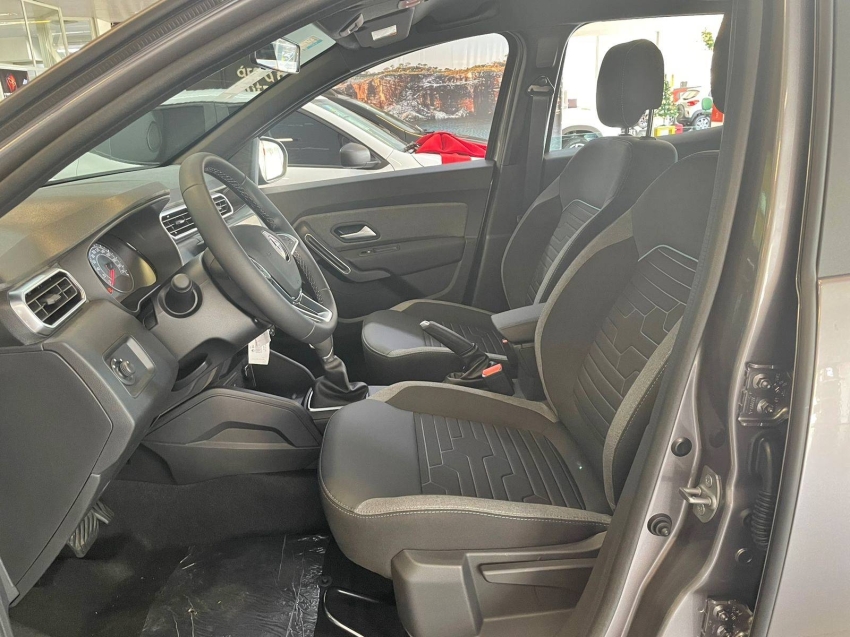 renault duster intense plus 1.6 mt
