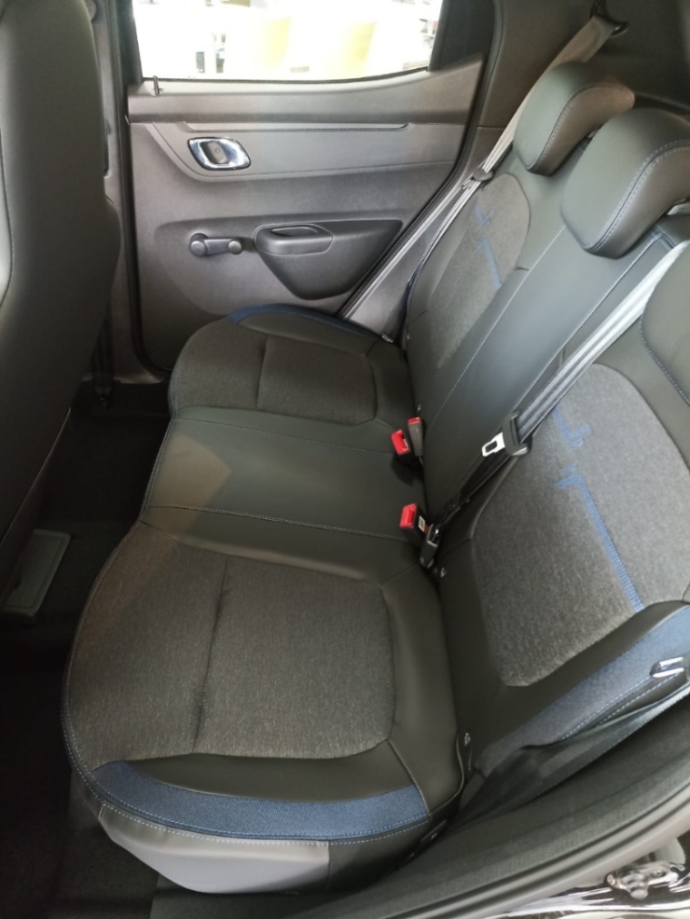 renault kwid intense 1.0.