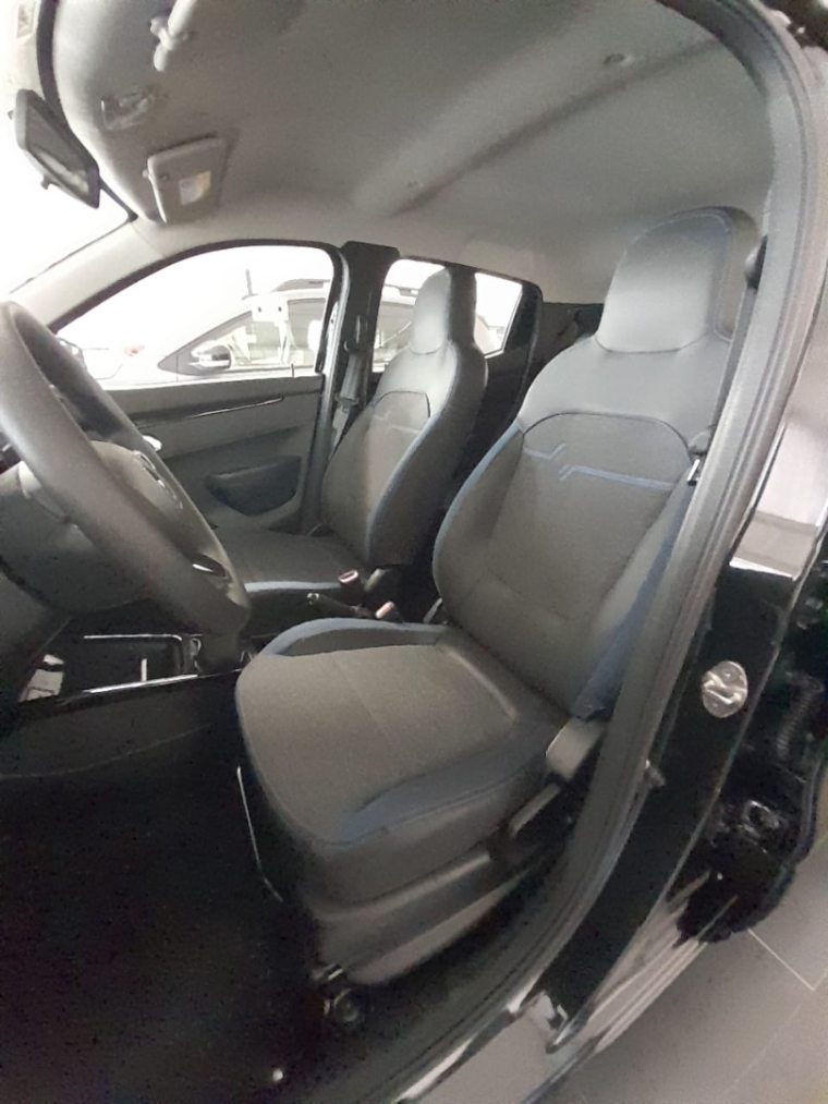 renault kwid intense 1.0.