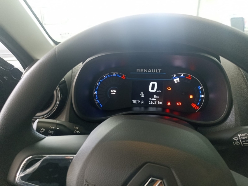 renault kwid intense 1.0.