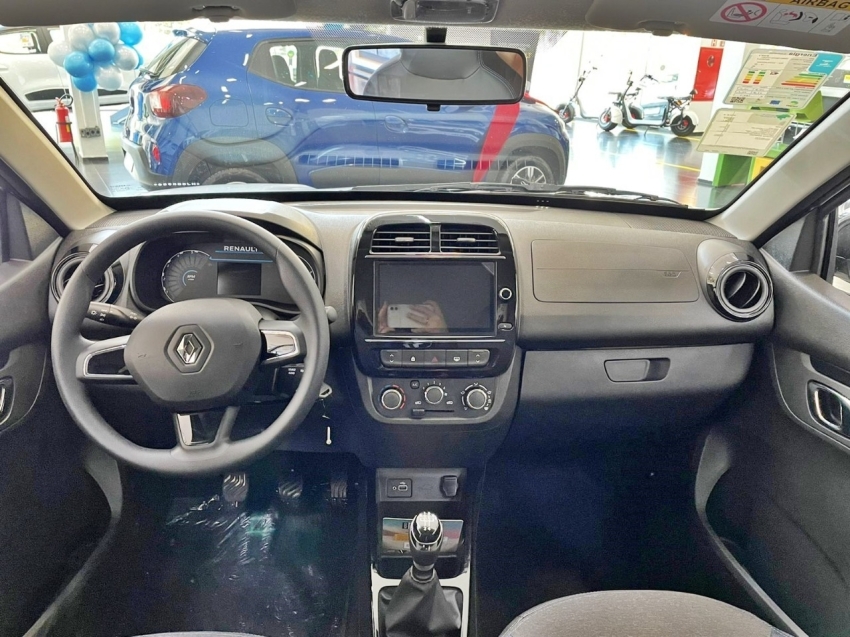 renault kwid intense 1.0.