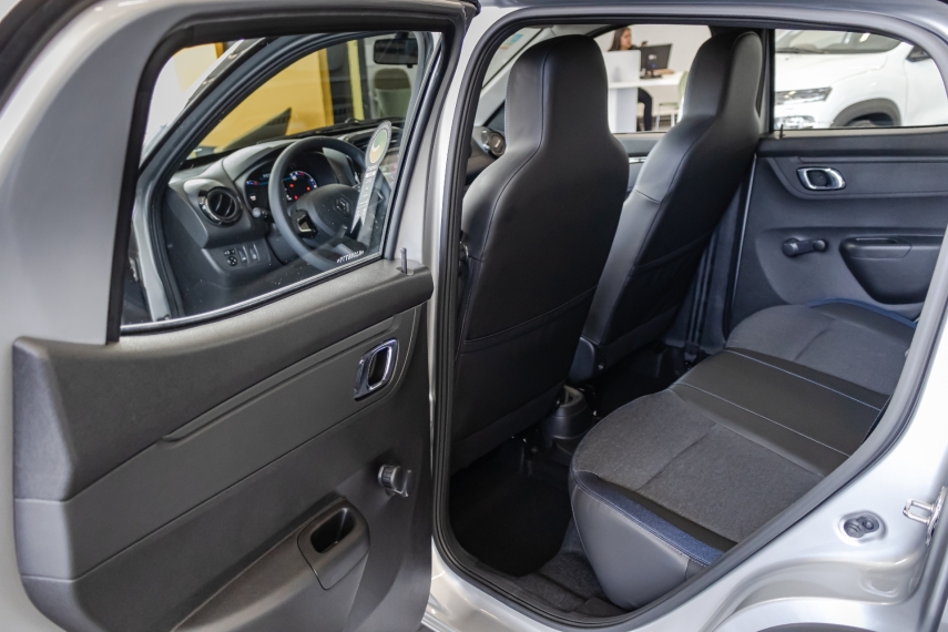renault kwid intense 1.0.