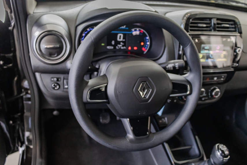 kwid outsider.