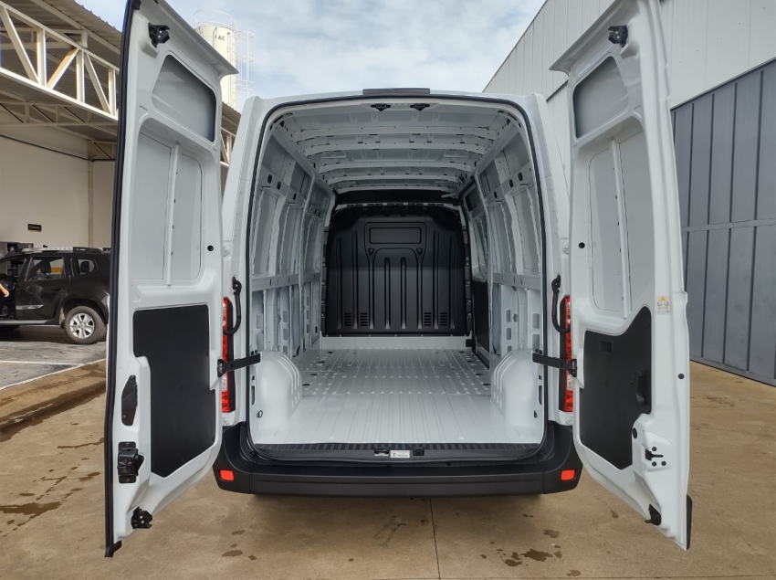 master extra furgao l3h2 13m³ - pack luxo.
