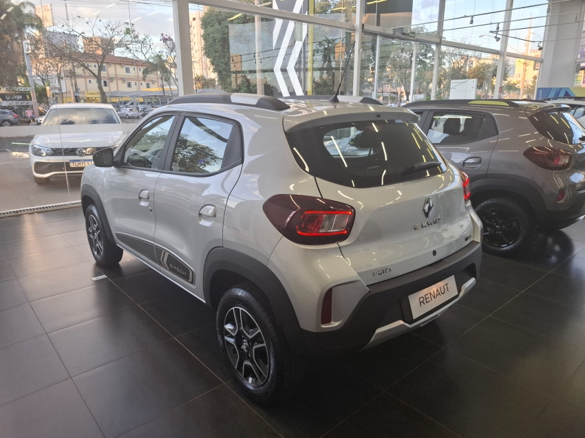 renault kwid e-tech automatico 23/243