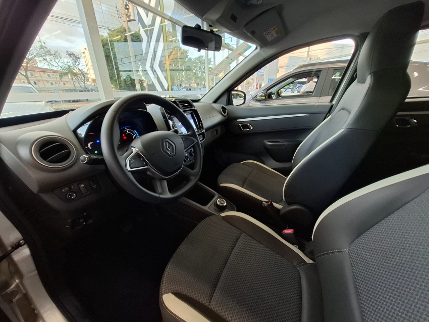 renault kwid e-tech automatico 23/249