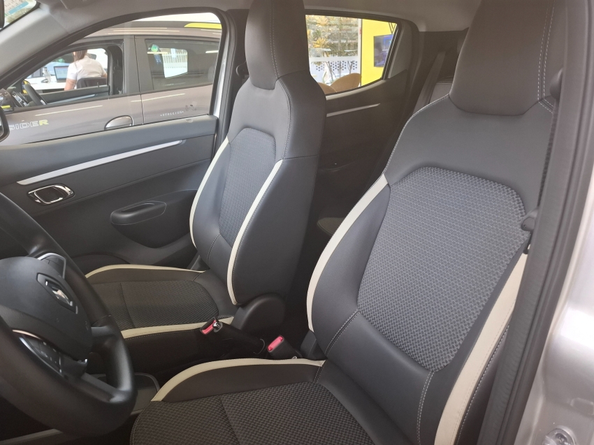 renault kwid e-tech automatico 23/2410