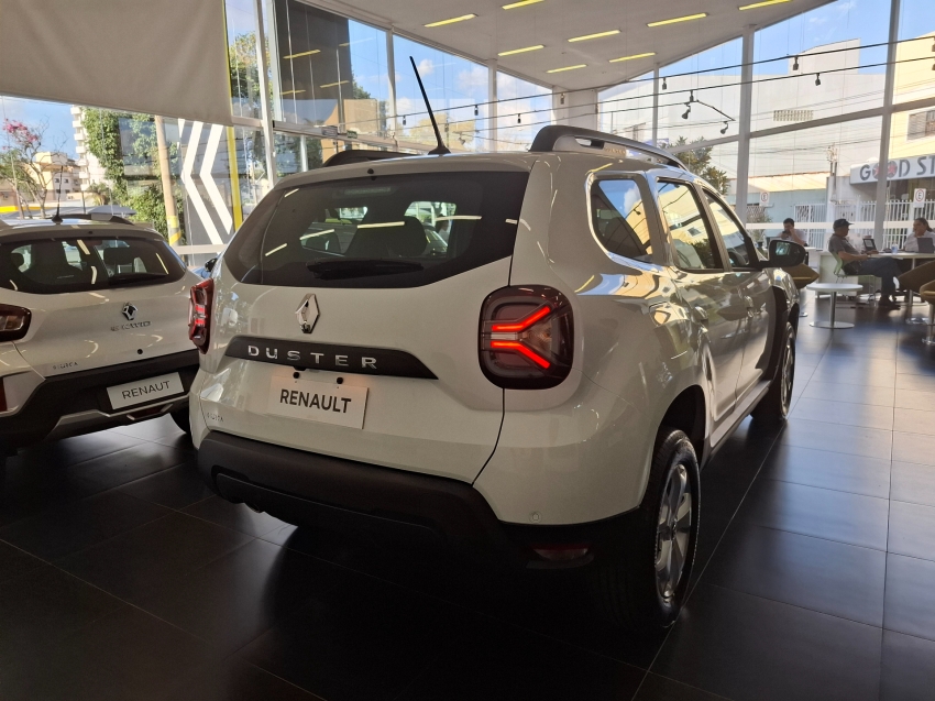 renault duster intense plus 1.6 manual7