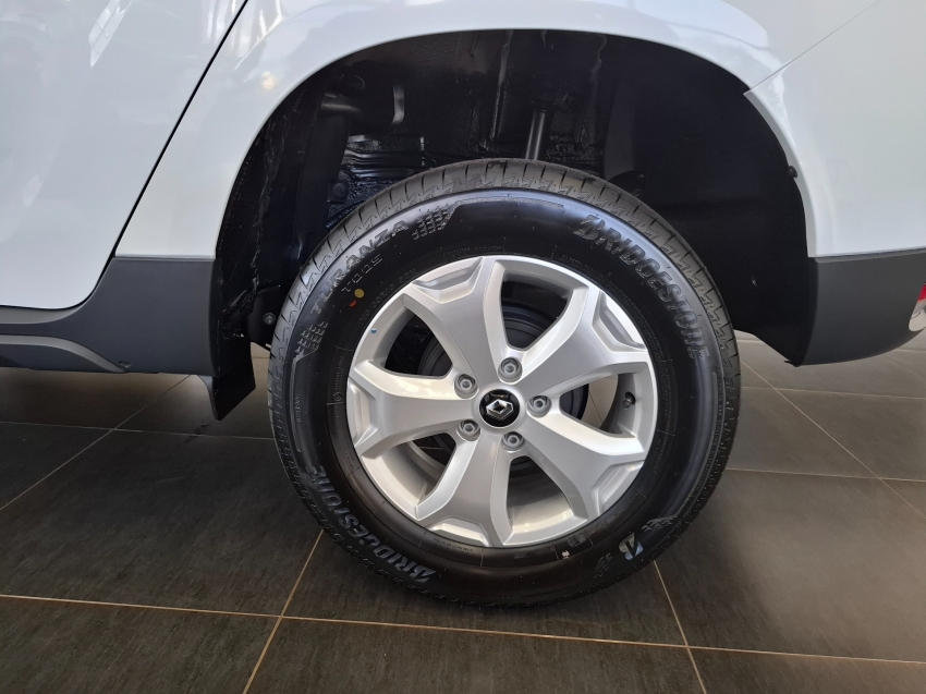 renault duster intense plus 1.6 manual14