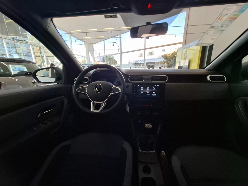 renault duster intense plus 1.6 manual8