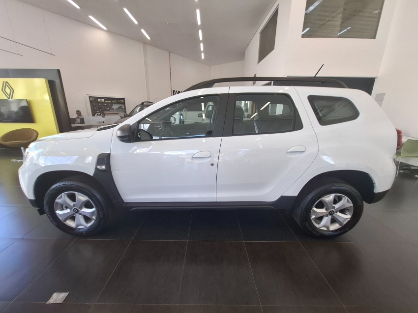 renault duster intense plus 1.6 manual4
