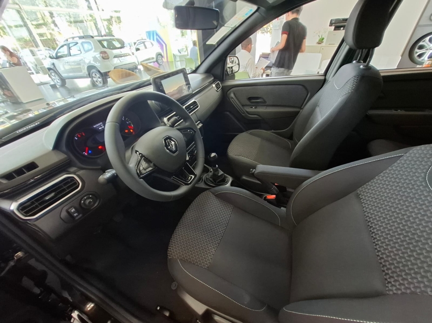 renault oroch 1.6 16v sce flex intense manual11