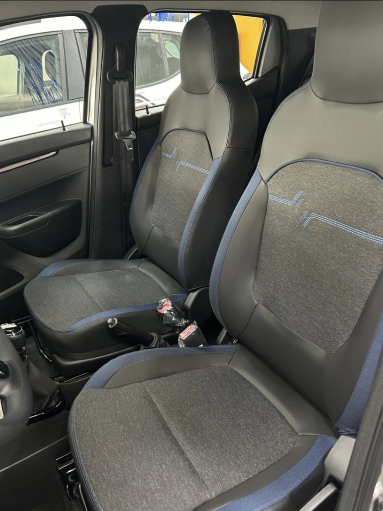 kwid 1.0 intense 2025/20269