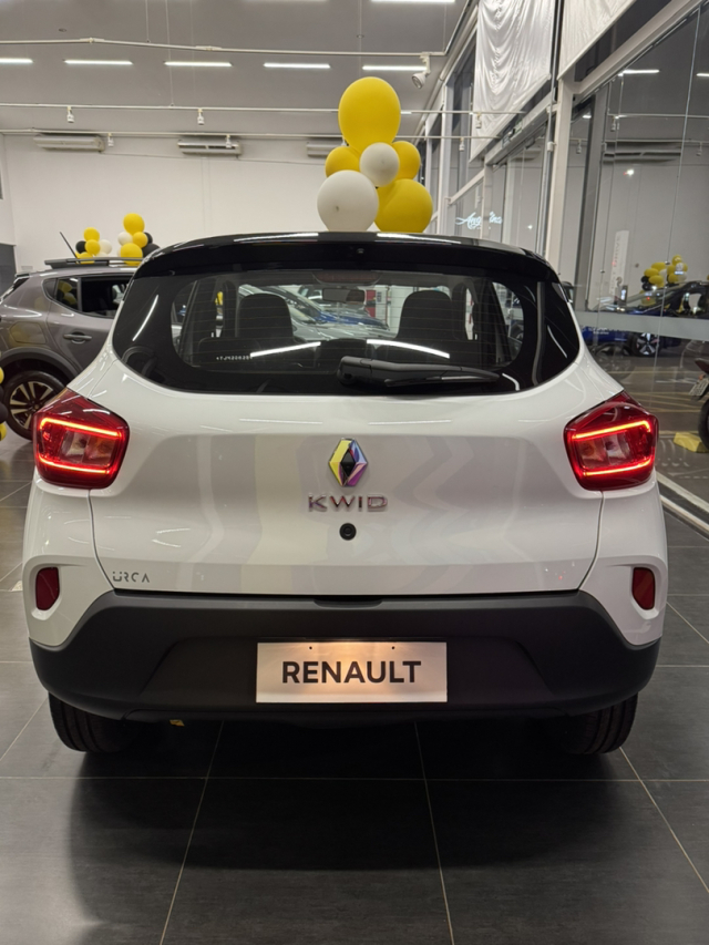 kwid iconic - condicao unica8