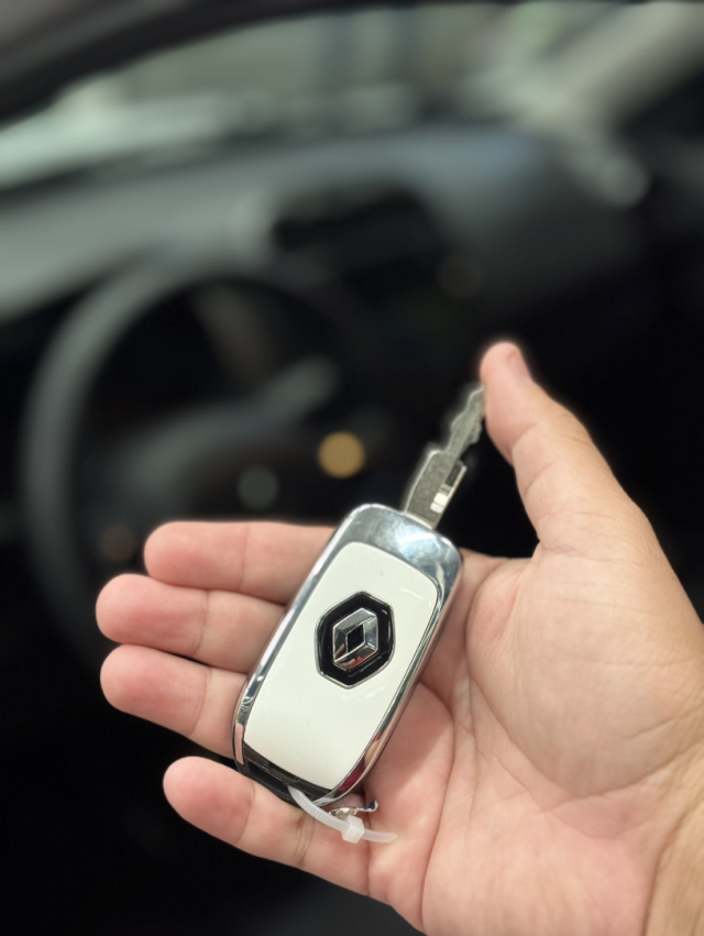 kwid iconic - condicao unica13