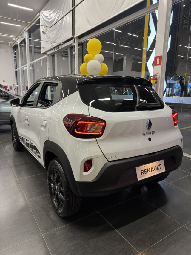 kwid iconic - condicao unica3