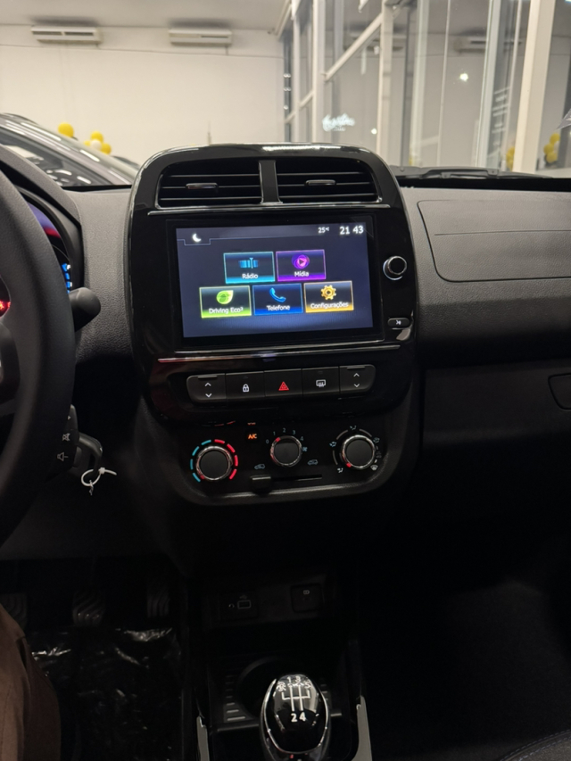 kwid iconic - condicao unica5