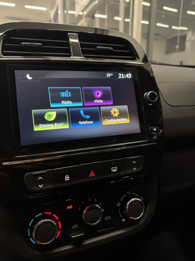 kwid iconic - condicao unica6