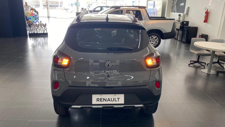 novo kwid 2027 outsider11