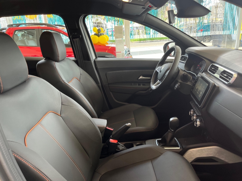 duster iconic plus 1.6 cvt17