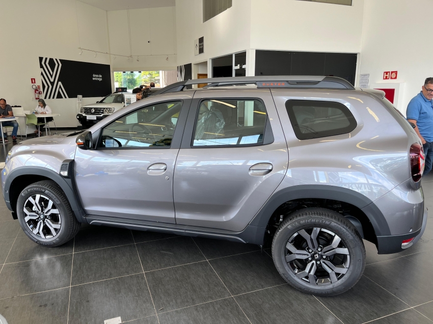 duster iconic plus 1.6 cvt6