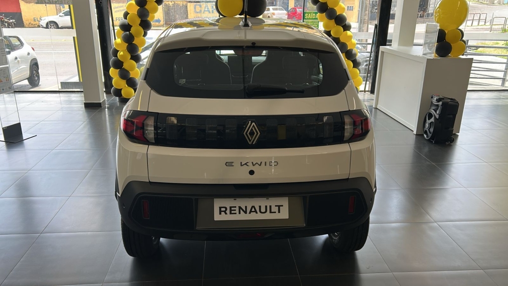 novo renault kwid e-tech4