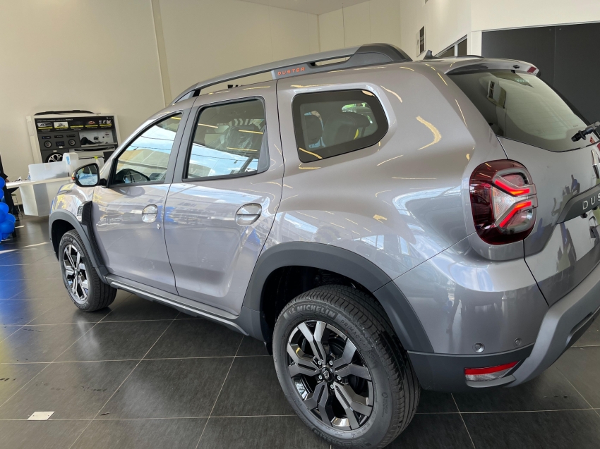 duster iconic plus 1.6 cvt5