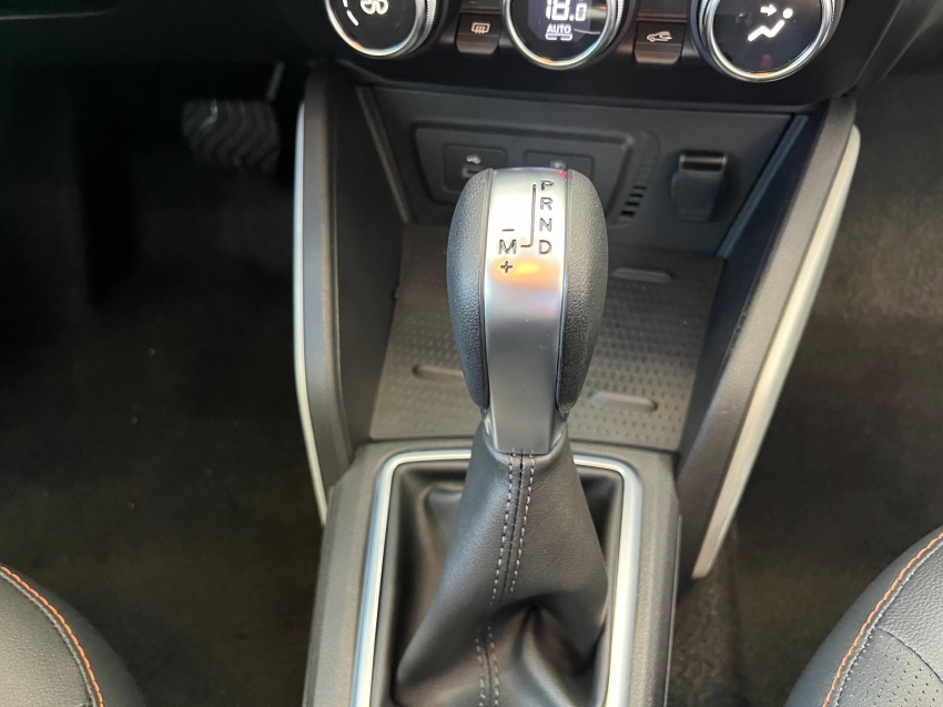 duster iconic plus 1.6 cvt18