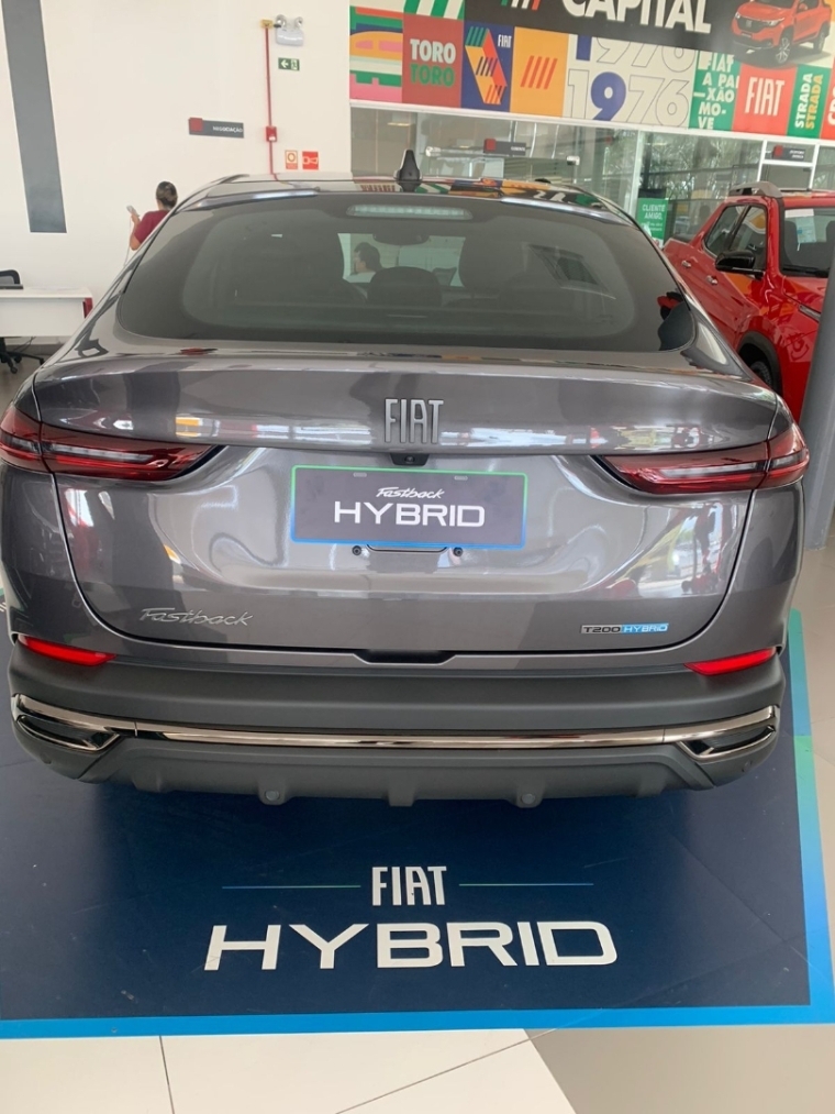 fiat fastback 1.0 turbo 200 impetus hybrid cvt.