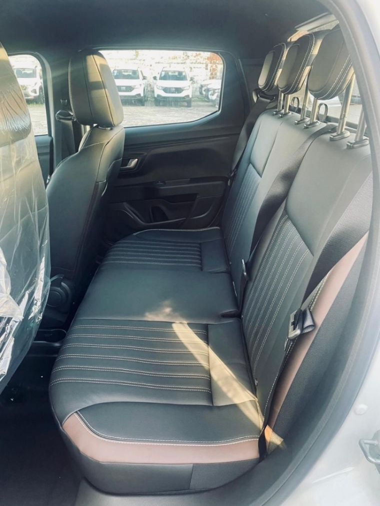 fiat strada ranch cabine dupla motor t-200 de 130cv flex 2025/2026 148.530,00 por r$139.990,00 fiat strada ranch cabine dupla motor t-200 de 130cv flex 2025/2026 148.530,00 por r$139.990,00