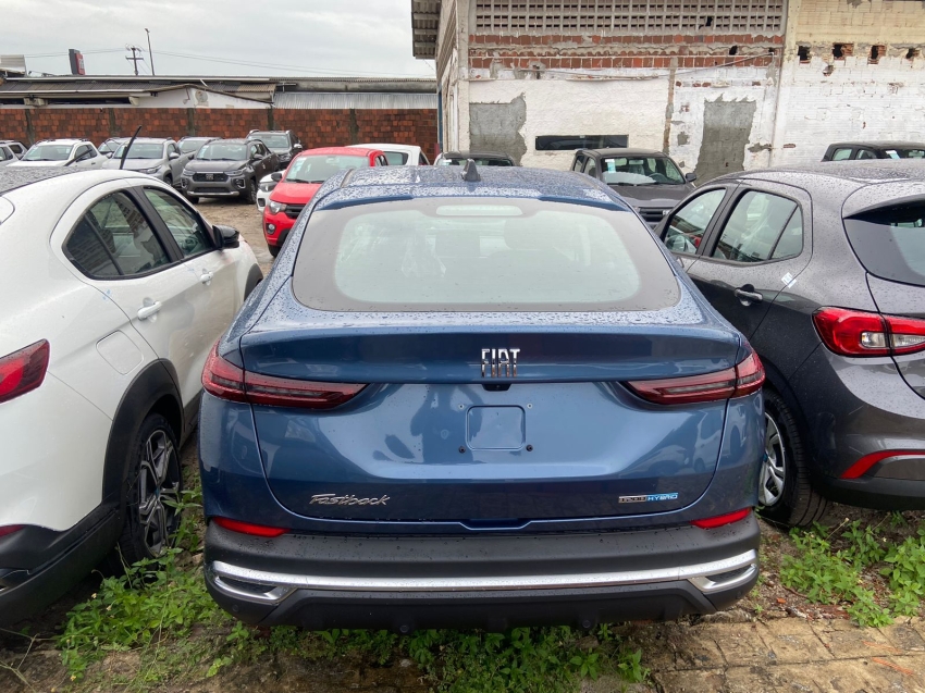 fiat fastback 1.0 turbo 200 audace hybrid cvt flex 4p automatico 2025 fiat fastback 1.0 turbo 200 audace hybrid cvt flex 4p automatico 2025