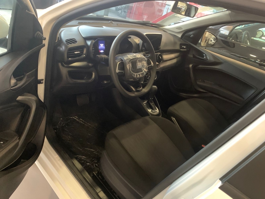 fiat argo drive 1.3 automatico cvt completo de r$ 102.990,00 por 96.990,00 fiat argo drive 1.3 automatico cvt completo de r$ 102.990,00 por 96.990,00