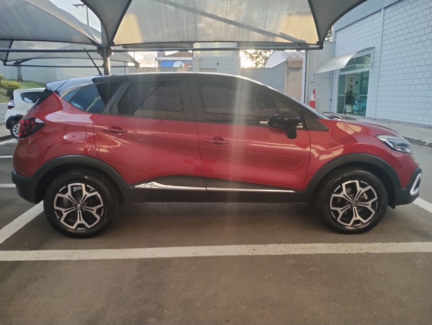 renault captur iconic 1.3 flex 4p automatico 2022