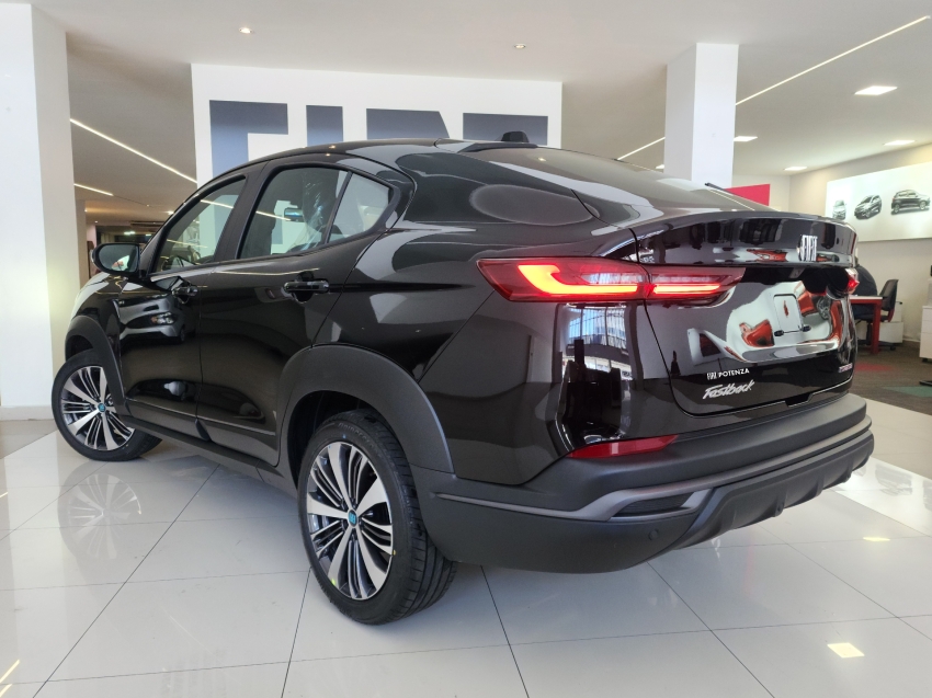 fiat fastback 1.0 turbo 200 flex cvt 25/26 0km