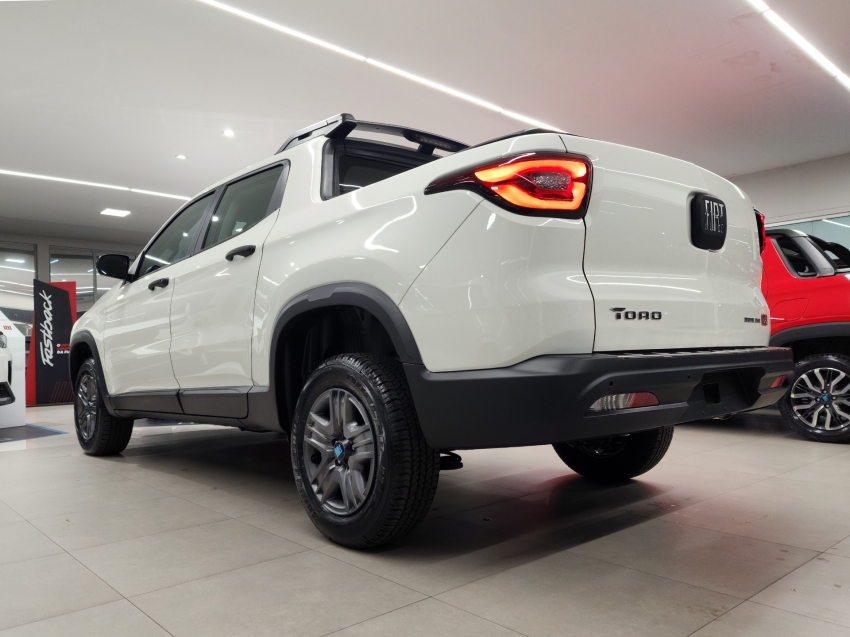 fiat toro 1.3 turbo 270 flex endurance at6 25/25 0km
